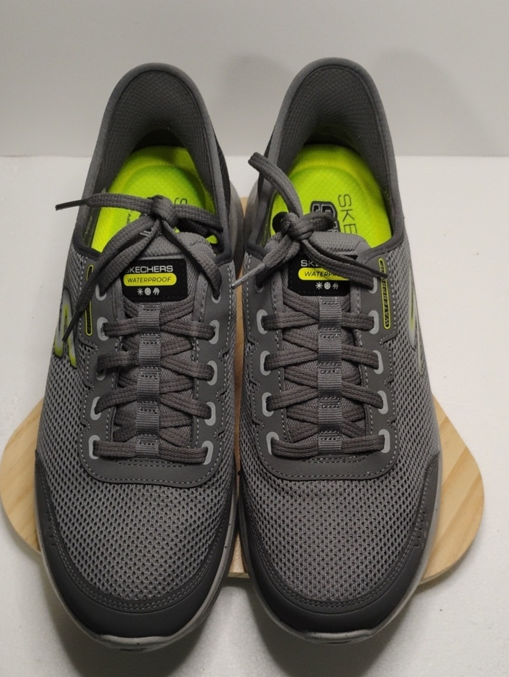 Skechers Men's Grey Athletic Mesh Sneakers with Neon Lime Accents